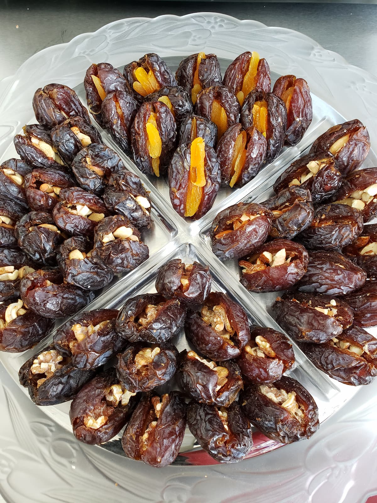 Dates  Tray thumbnail