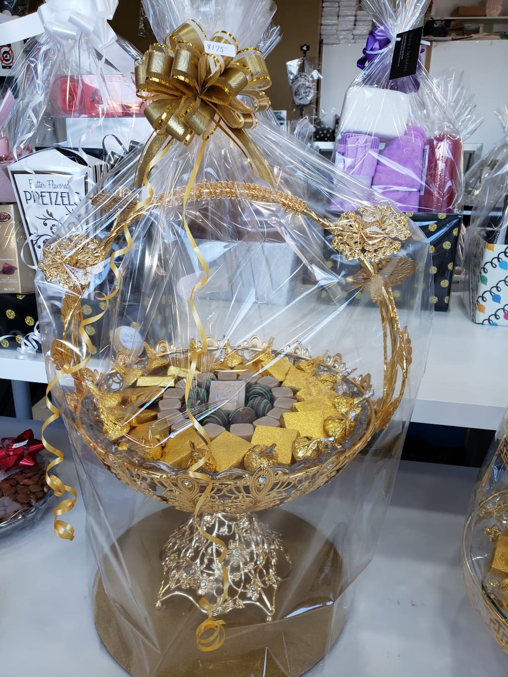 Golden Fancy Basket thumbnail